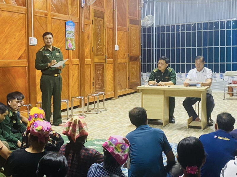 Bộ đội Biên phòng tỉnh Thanh Hóa tổ chức tuyên truyền phổ biến giáo dục pháp luật cho Nhân dân. Ảnh: Bộ đội Biên phòng tỉnh Thanh Hóa